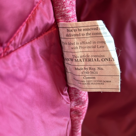 Lululemon- down for a run puffer vest. - Picture 10 of 10